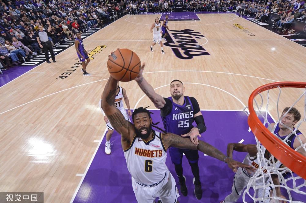 他接连命中 他接连命中