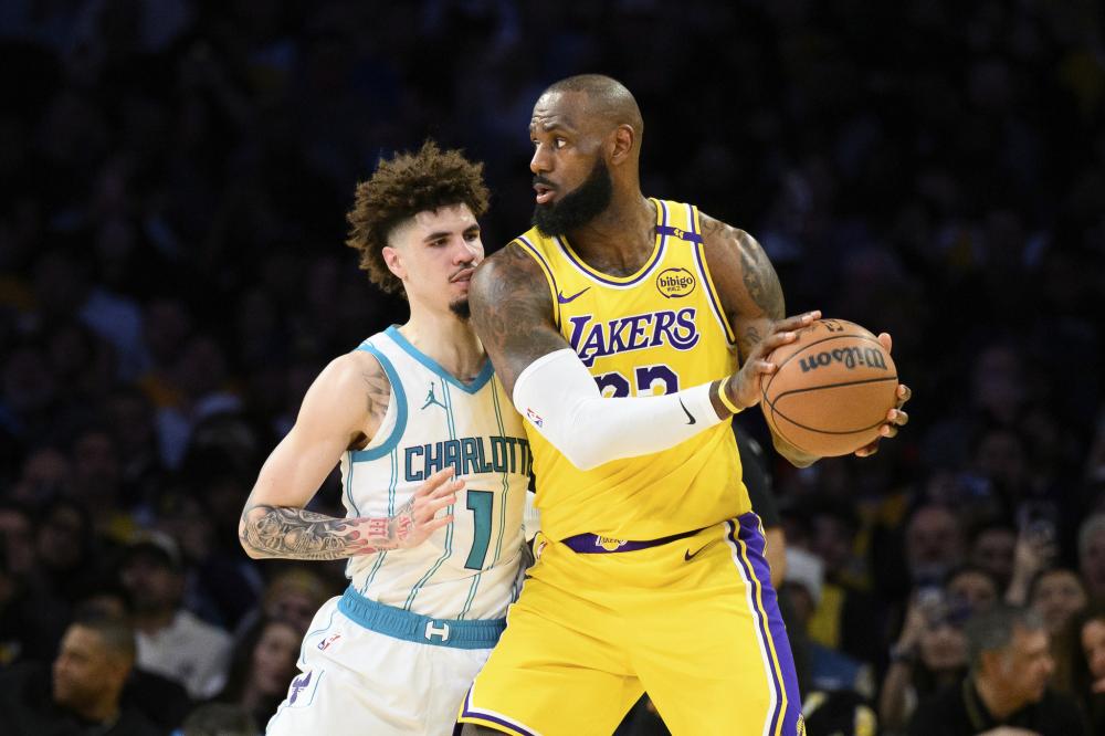 本羽毛球水 本羽毛球水